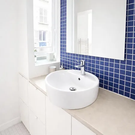 Appartamento Elegant Au Coeur De Montmartre Parigi