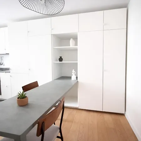 Appartamento Elegant Au Coeur De Montmartre Parigi